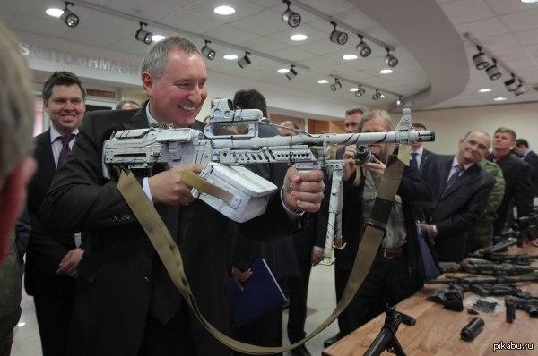 Рогозин сообщил, что в стране разрабатывают новую государственную программу вооружения